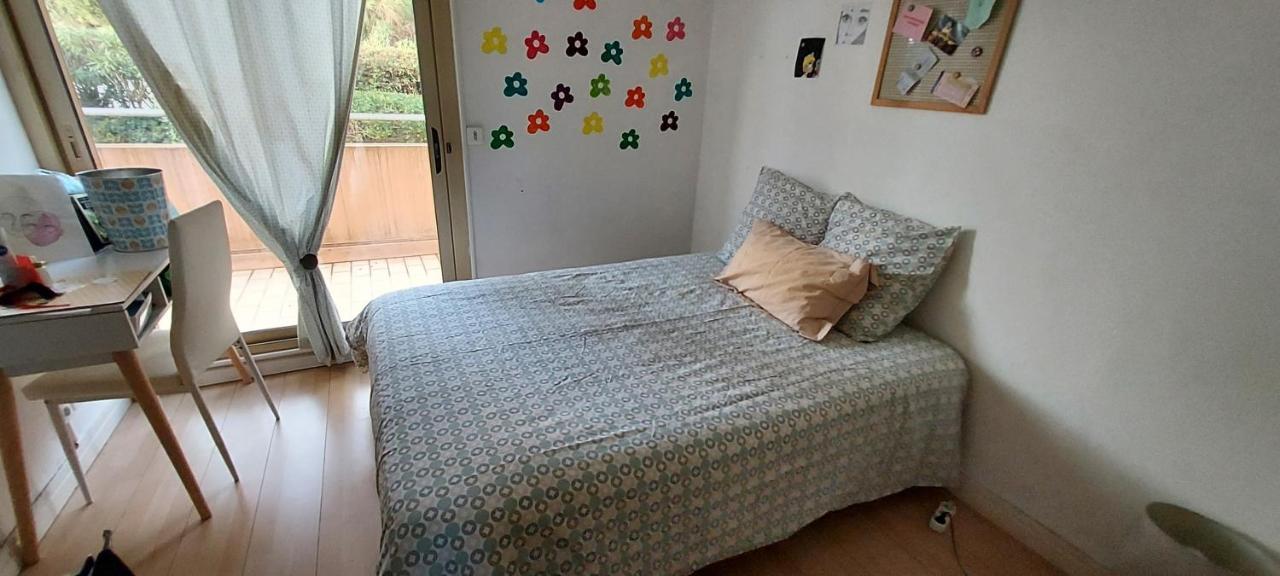 Chambre Lit 2 Personnes Dans Appartement Du Logeur Mandelieu Εξωτερικό φωτογραφία